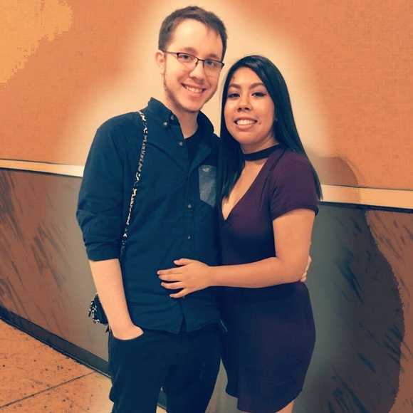 Meet your Posher, Mariana - Picture 1 of 1